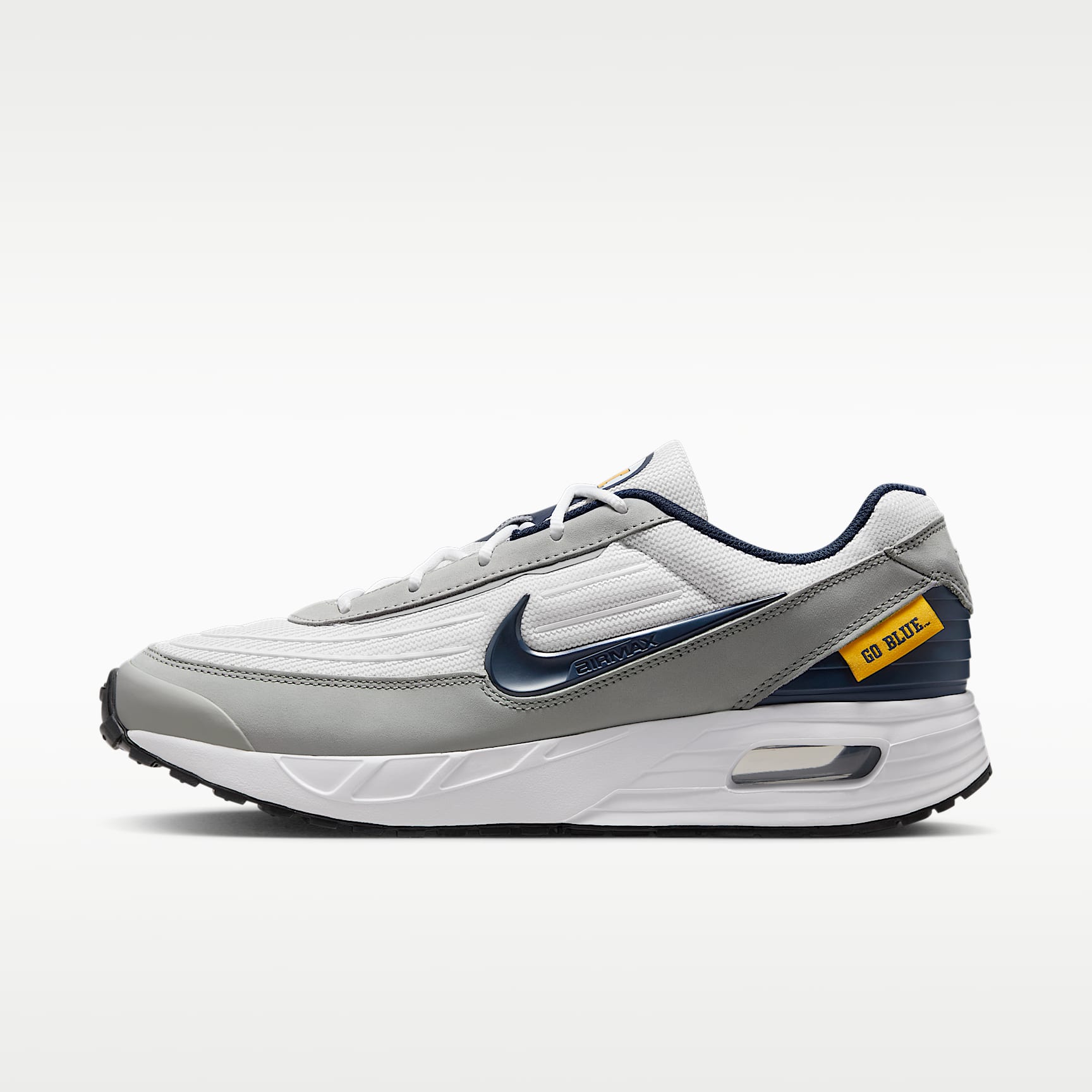 Nike College Air Max Verse (Michigan) Men's Shoes. Nike.com